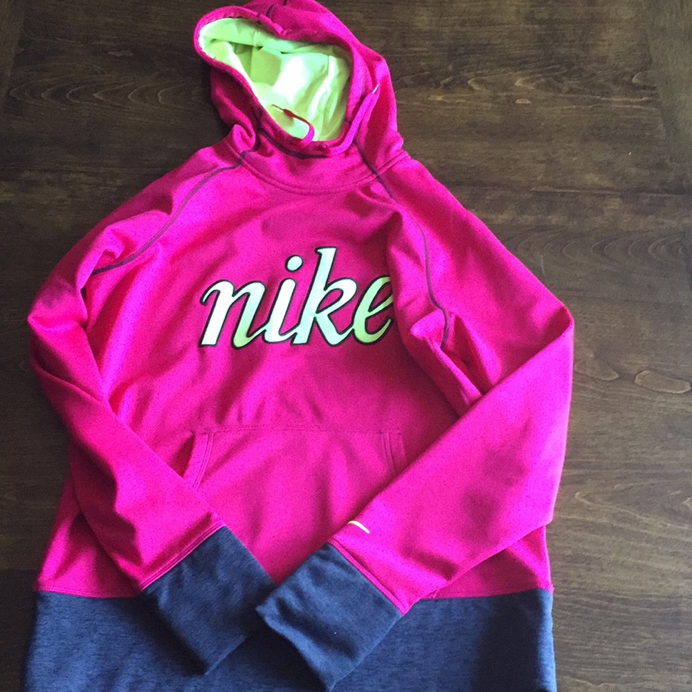 Nike sweatshirt